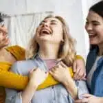 11 ragioni per cominciare a fare yoga e benefici mal di schiena rimedi