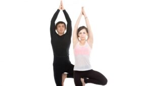 Yoga Posizione Albero di Coppia