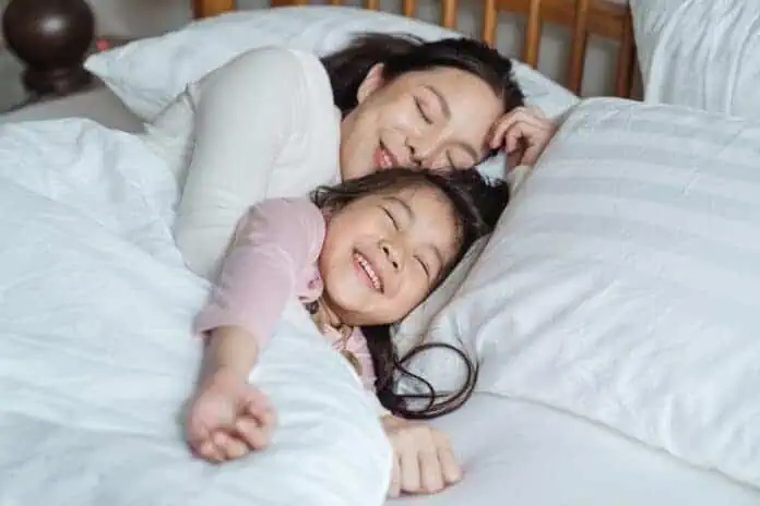 7 Buone Abitudini Mattutine per Svegliarsi Felici