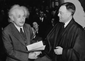 10 Straordinarie Lezioni di Vita con le frasi di Albert Einstein